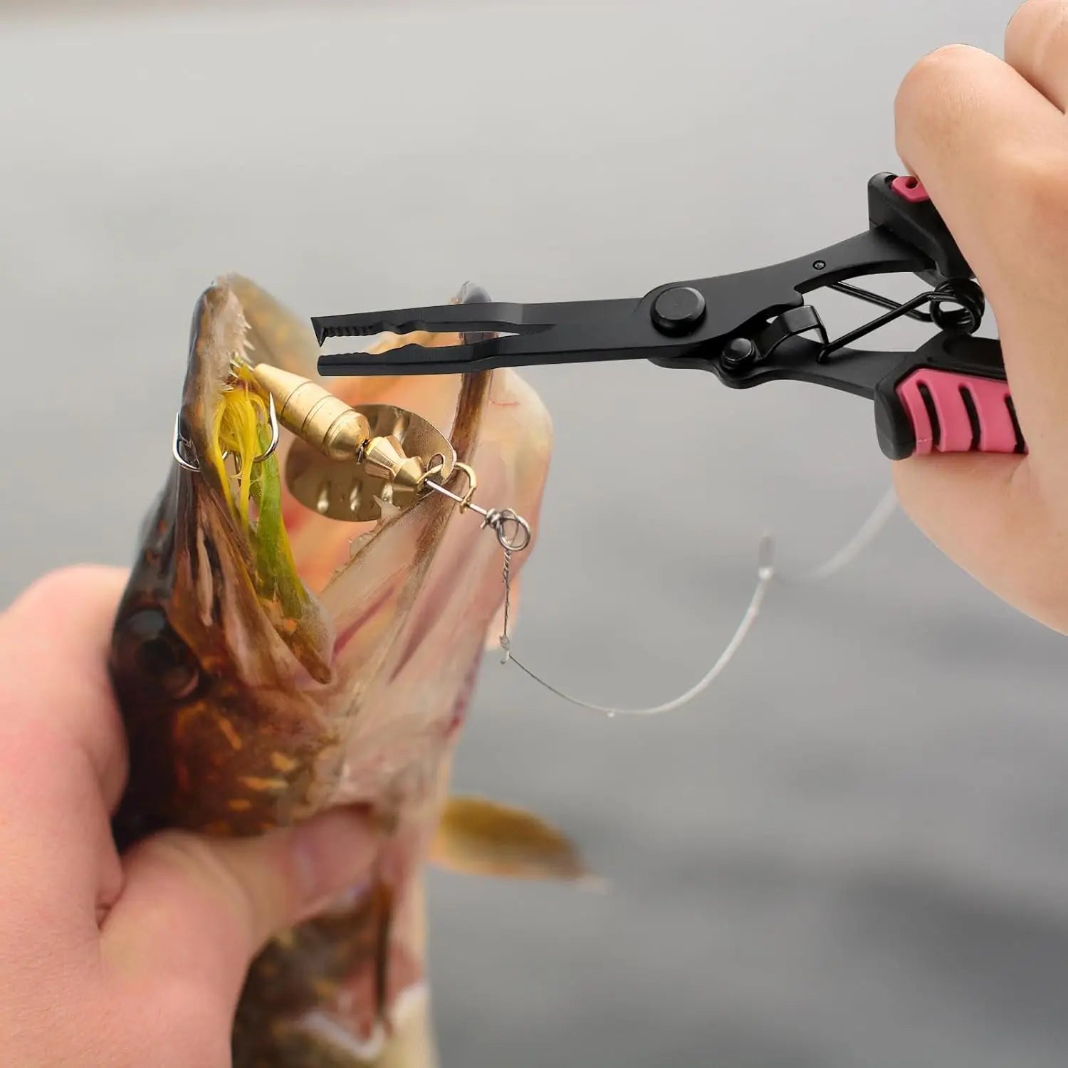 Mouhike Fishing Pliers Kit